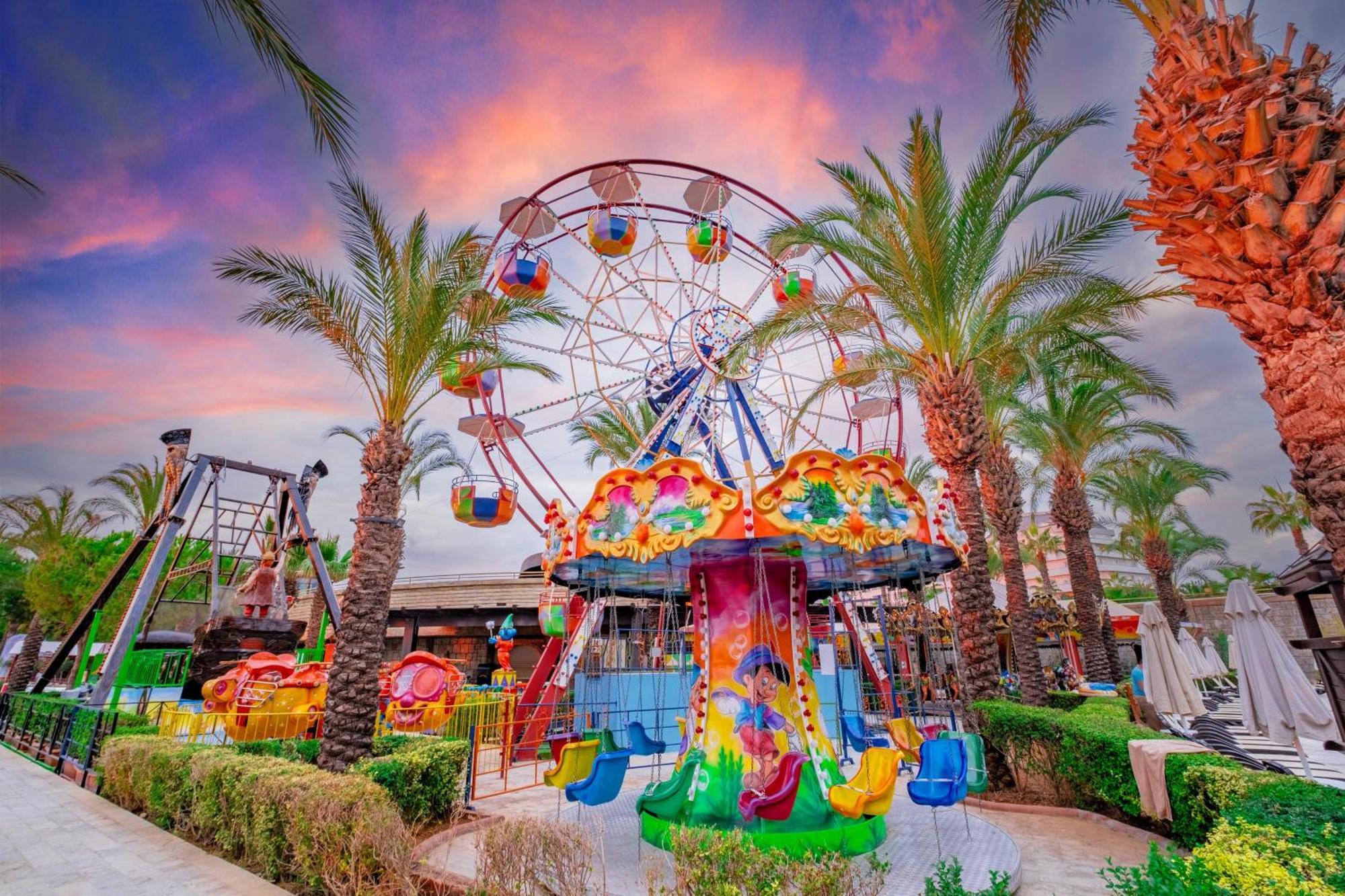 Long Beach Alanya Turkler Luaran gambar